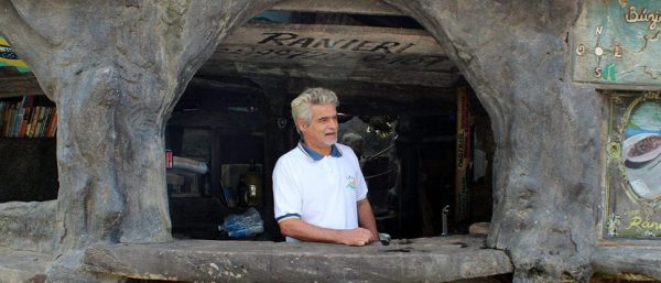O quiosque do Ranieri: de Gaudi aos Flintstones