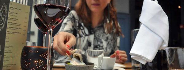 Conheça o Lt. Cornelis e o melhor da culinária holandesa em Amsterdã