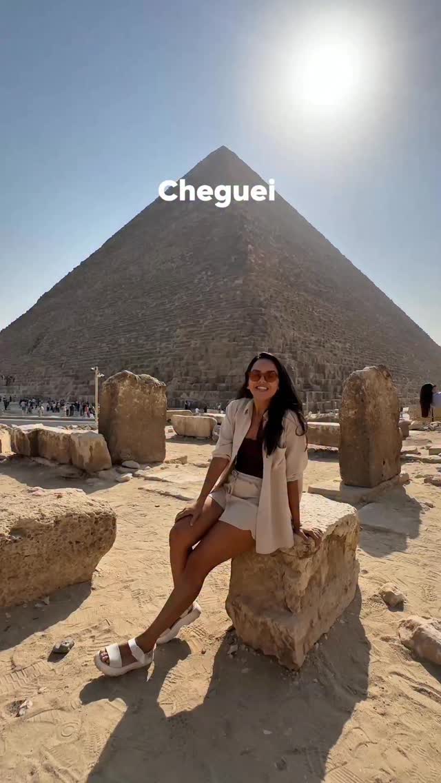 Quantas expedições você já acompanhou? 🇪🇬❤️ Essa é a minha 8° vez aqui com a @maktubtravel e posso falar, sem dúvidas, que ela é a melhor agência do Egito!!!

Uma vez por ano organizamos um roteiro EXCLUSIVO que eu participo e levo meu viajantes, maaaas, quem não consegue viajar comigo pode viajar com a Maktub porque eles tem viagens mensais em grupo para você curtir o Egito o ano inteiro com muita tranquilidade e segurança!

Lembrando que todos os meus seguidores tem 50 dólares de desconto nos pacotes da @maktubtravel heeein. AmanDICA boa é AmanDICA com desconto ❤️😅

Agora bora começar mais uma expedição? Nos próximos 15 dias, quero ver vocês grudadinhos nos stories e aqui no feed pra se apaixonar pelo Egito comigo! Quem topa?
