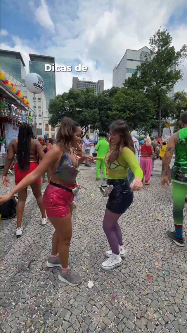 FALTOU ALGUMA DICA? 🤔✨ Eu e a @girodacarioca preparamos as melhores dicas pro seu carnaval, já compartilha com quem vai pro bloco com você ✨