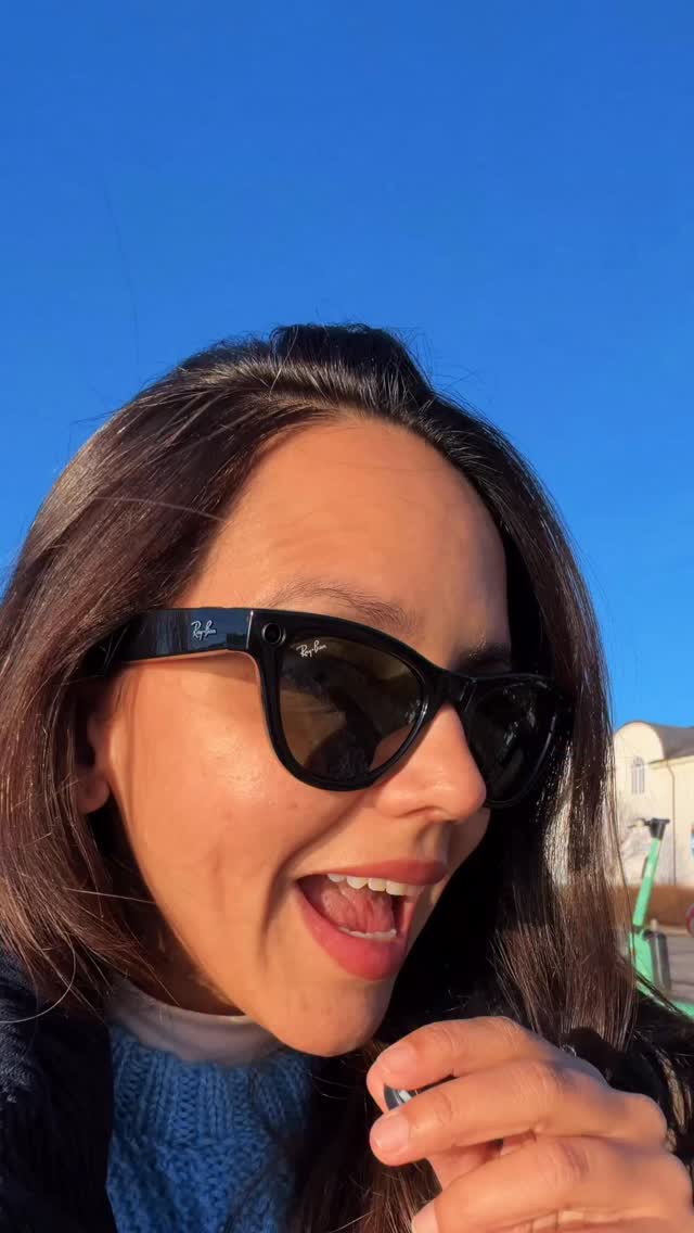 Meu novo amor = @raybanmeta 😎✈️ Jurooo, eu fiz esse vídeo exatamente pra quem pensa que ele só serve fazer pra fotos e vídeos! Todos os dias na viagem ele me ajudava com algo diferente, principalmente, na Islândia que estava suuuper frio e eu não queria congelar meus dedinhos usando o celular!

🕶️ modelo: Skyler 2ª geração