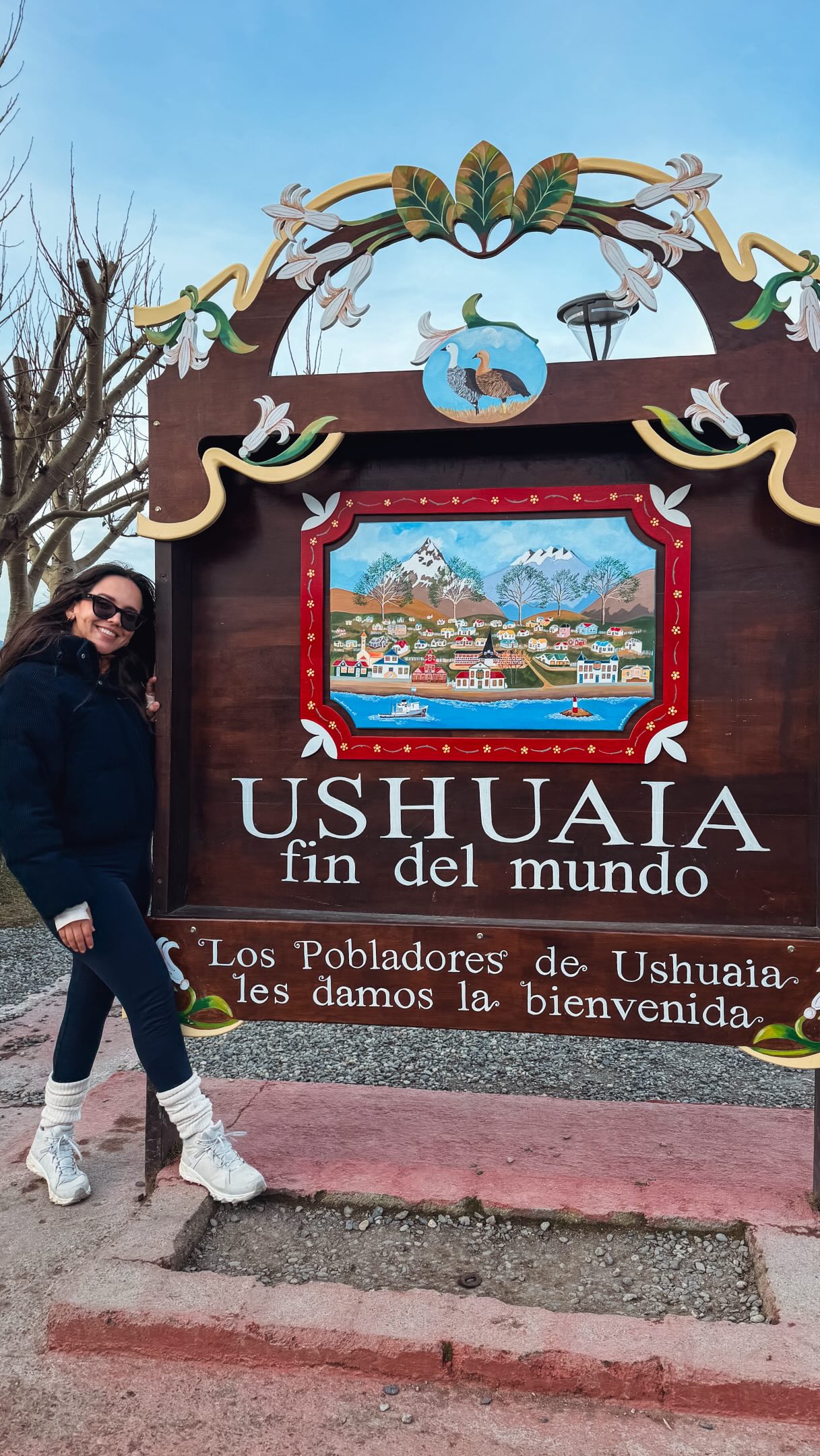 CHEGUEI NO FIM DO MUNDO 🇦🇷 Eu nem acredito que chegou a hora de conhecer Ushuaia! O @visitargentina me convidou para uma viagem super especial para curtir o Festival de Inverno, então, gruda nos stories e já deixa as suas dúvidas nos comentários porque teremos MUITAS AmanDICAS do jeitinho que vocês gostam!!!

 ✨Desconto pra sua viagem✨

📱Chip internacional @holafly_pt cupom: PREFIROVIAJAR
🩺 Seguro viagem @assist365br cupom: PREFIROVIAJAR