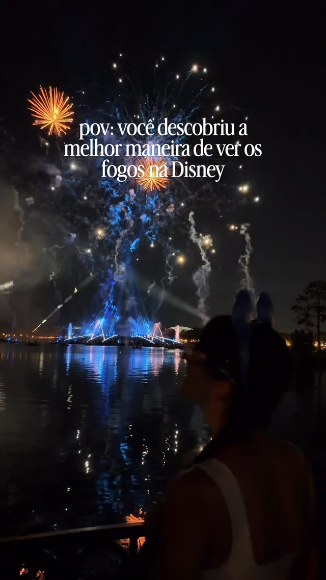 ÓCULOS MÁGICO? Simmmm!!! Esse óculos transforma os fogos e luzes em Mickey ✨ 😍

Jurooo, os shows noturnos no Walt Disney World Resort já são EMOCIONANTES, imagina cheios de Mickey!!! Você acha que chorei sim ou com certeza?

Lembrando que esse óculos não está a venda nos parques. Eu ganhei o meu da @disneyworld.brasil em um evento super especial que eles organizaram. Um daqueles momentos mágicos, sabe?